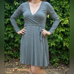 H&M mid length grey dress with quarter length sleeves and tie around waist